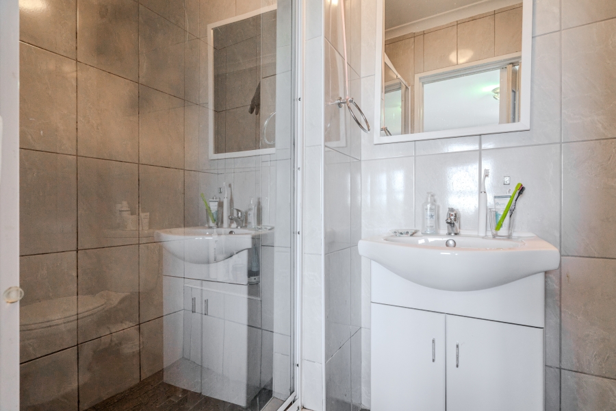 To Let 2 Bedroom Property for Rent in Century City Western Cape